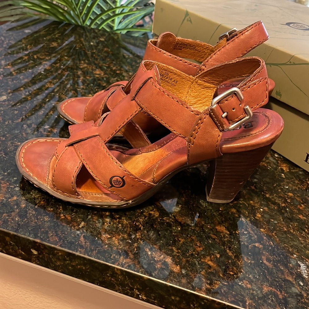 Tamarind Sandals by Born